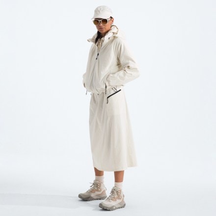 The North Face EG Utility Wind Jacket - Women's 3