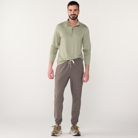 Vuori Ease Performance Half-Zip 2.0 Pullover - Men's | REI Co-op