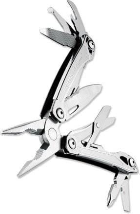 Leatherman Wingman Multi-Tool 3/4 view (Stainless Steel)