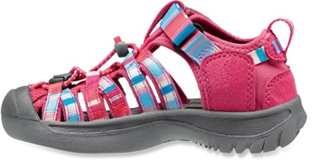 Side View (Raya Honeysuckle)