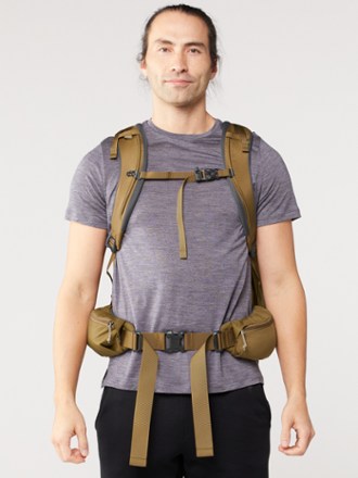 REI Co-op Trail 40 Pack - Men's 3