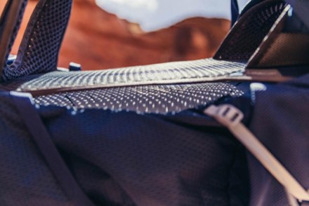 Location Image for Juno 30 Pack - Women's