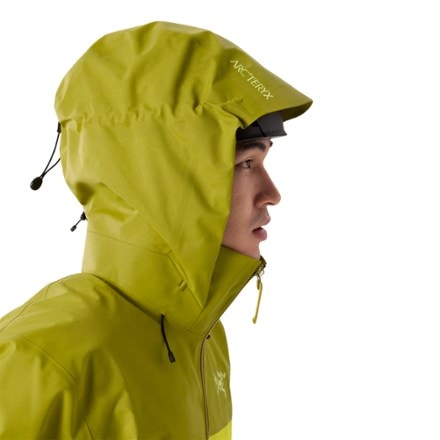 Arc'teryx Beta AR Jacket - Men's 6
