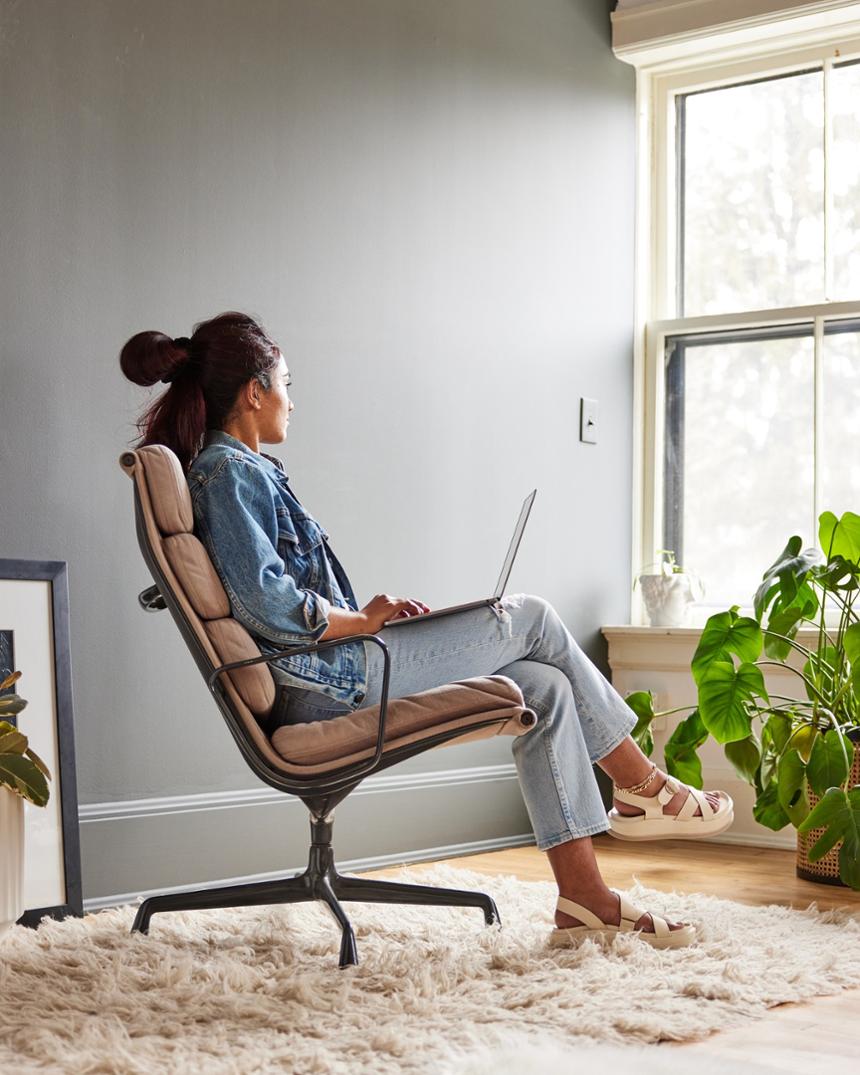 Location Image for Townes Midform Sandals - Women's