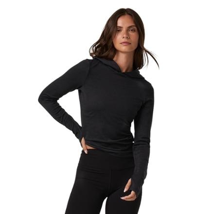 Vuori Halo Fitted Long-Sleeve Hoodie - Women's 0