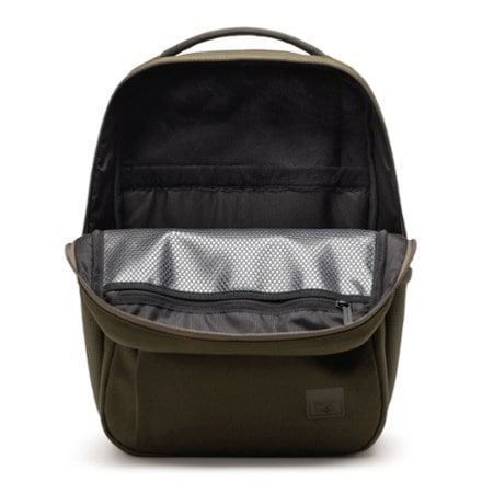 Herschel Supply Co. Kaslo Tech Daypack 4