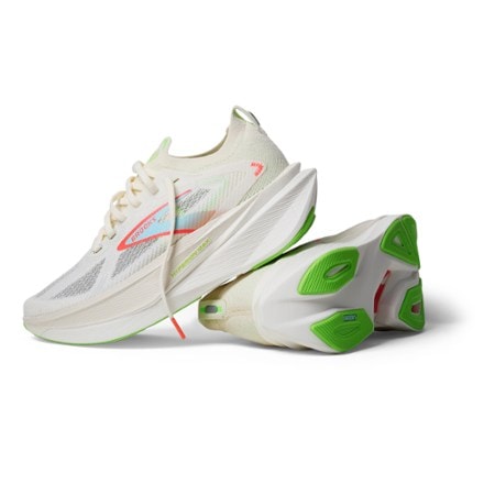 Brooks Hyperion Max 3 Road-Running Shoes - Women's 6