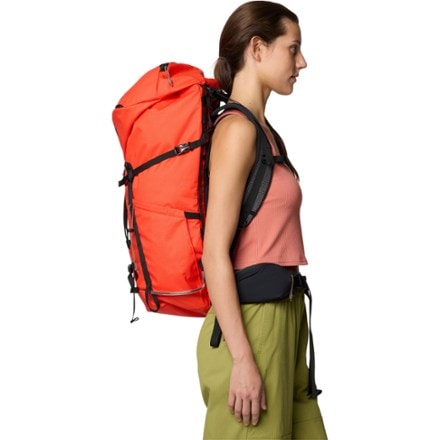 Mountain Hardwear Scrambler 35 Pack 5