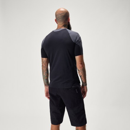 Endura GV500 Foyle Bike T-Shirt - Men's 2
