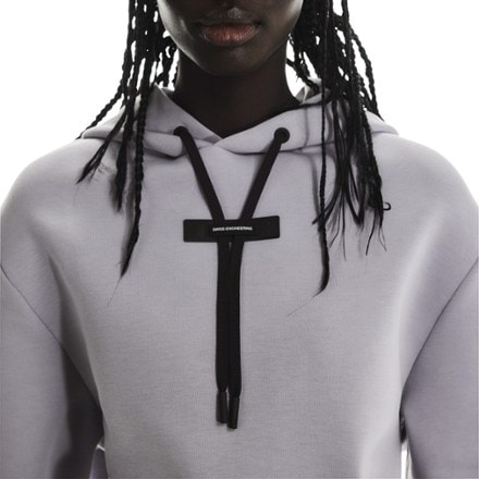 On Focus Tech Hoodie - Women's 5