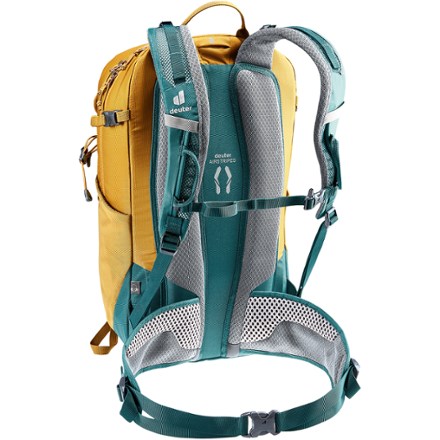 Deuter Trail 25 Pack 1