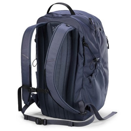 Arc'teryx Mantis 26 Pack 2