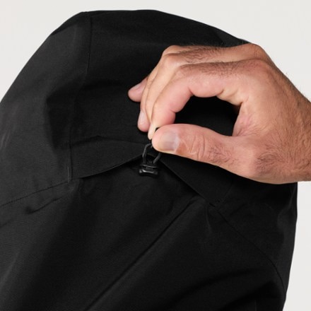 The North Face GTX Hex Jacket - Men's 5