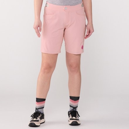 Stio OPR 9" Bike Shorts - Women's 1