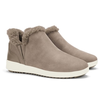 OluKai Kamau Boots - Women's 1