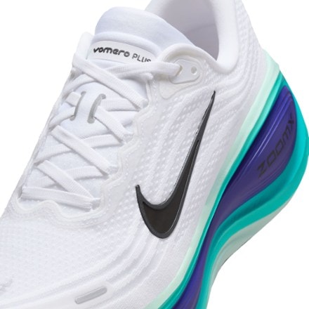Nike Vomero Plus Road-Running Shoes - Men's 7