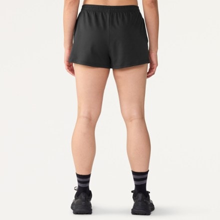 Vuori Halo Shorts - Women's 4