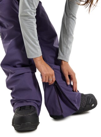 Burton Reserve Stretch 2L Bib Pants - Women's 6