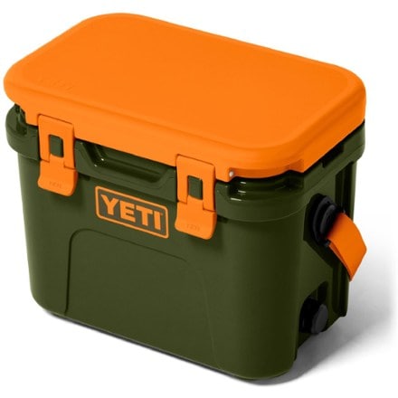 YETI Roadie 15 Hard Cooler 2