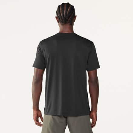 Vuori Strato Breathe T-Shirt - Men's 2