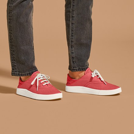 OluKai Kohu Shoes - Women's 5