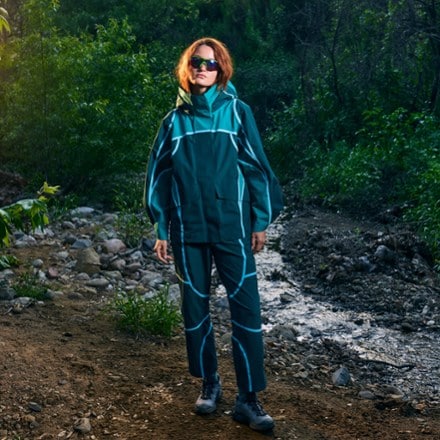 SENIQ Tectonic Jacket - Women's 10