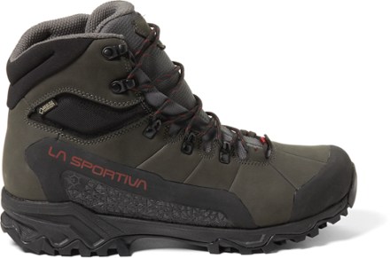 La Sportiva Nucleo High II GTX Hiking Boots - Mens