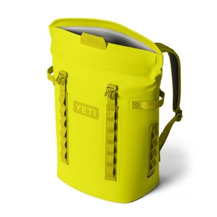 YETI Hopper M20 2.0 Backpack Soft Cooler 5