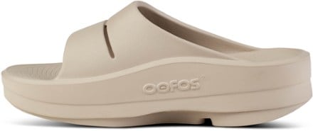 OOFOS OOmega OOahh Sandals - Women's 1