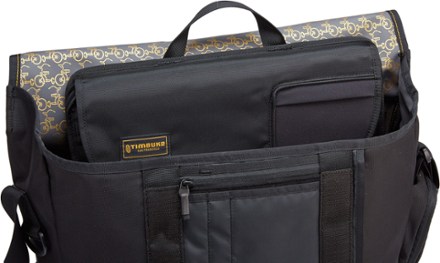 Alternate View (Black/Gold)