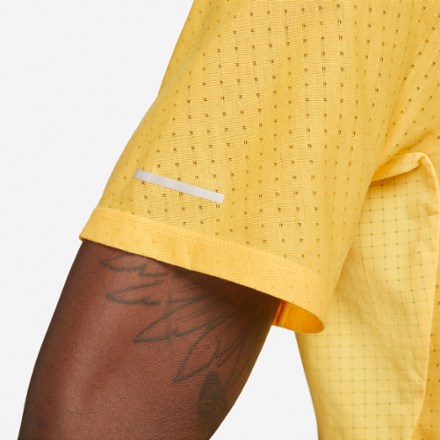 Nike Dri-FIT Trail Solar Chase Top - Men's 5