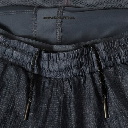 Endura Alltrack LT Lined Bike Shorts - Men's 8