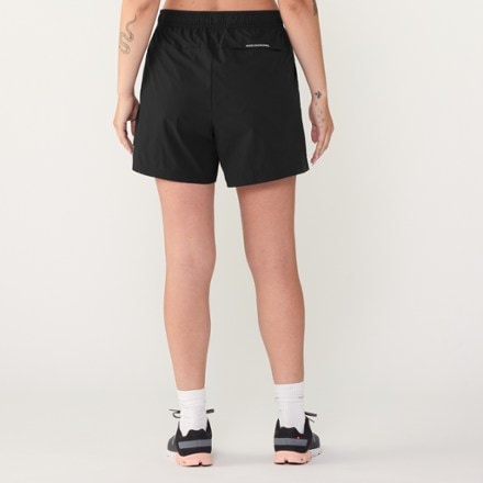 On Core 5" Shorts - Women's 2