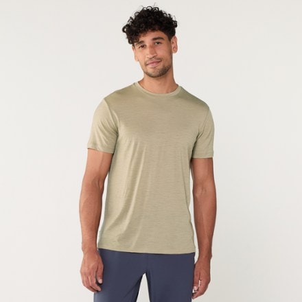 Icebreaker Merino 150 Tech Lite III T-Shirt - Men's 1