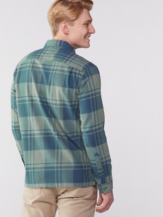 Patagonia Long-Sleeve Midweight Fjord Flannel Shirt - Men's 2