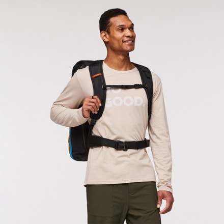 Cotopaxi Allpa 42 L Travel Pack 2