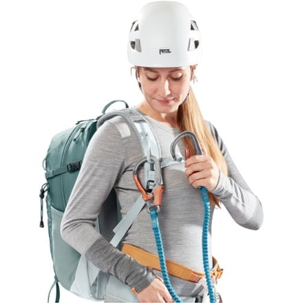 Deuter Trail 23 SL Pack - Women's 9