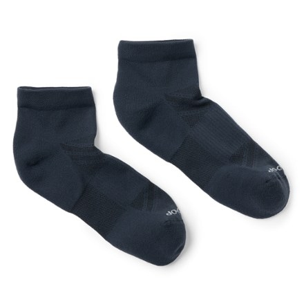 REI Co-op Minimalist Lightweight Running Quarter Socks 1