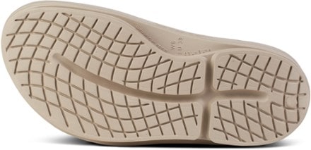 OOFOS OOmega OOahh Sandals - Women's 6