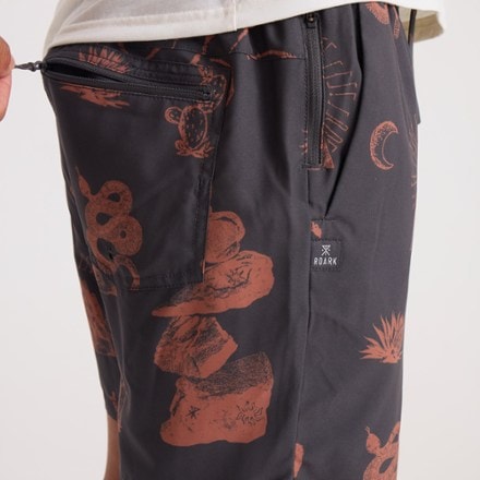 Roark Serrano 7" Shorts - Men's 6