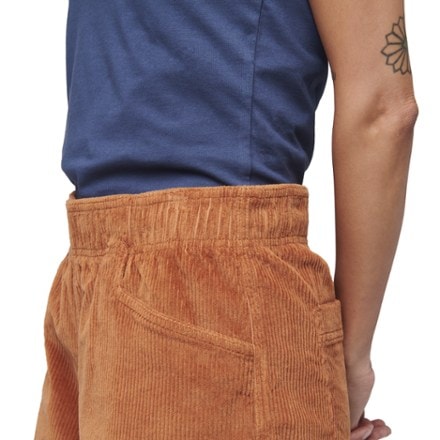 Black Diamond Dirtbag Corduroy Shorts - Women's 6