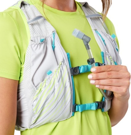 Nathan Pinnacle 12 L Hydration Vest - Women's 6