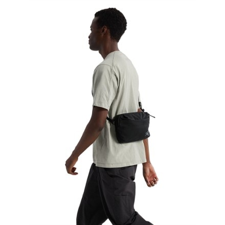 Arc'teryx Heliad Crossbody Bag 4