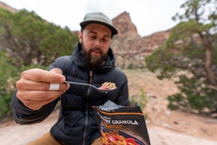 PEAK REFUEL Strawberry Granola 2