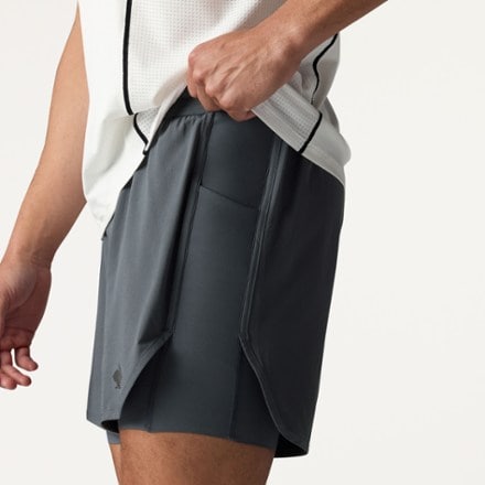 rabbit Pacer Hybrid Shorts 5" - Men's 4