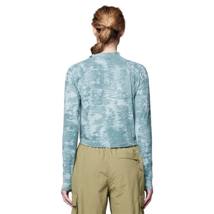 Mountain Hardwear Crater Lake Long-Sleeve Crop Top - Women's 1