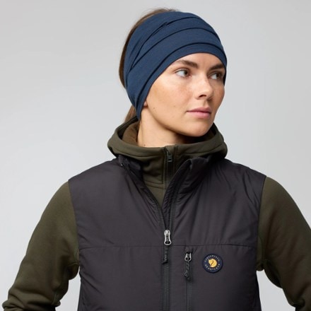 Fjallraven Bergtagen 60 Insulated Vest - Women's 8