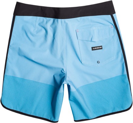Quiksilver Highlite Scallop Board Shorts - Men's 3