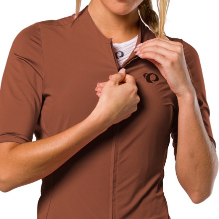 PEARL iZUMi Expedition Cycling Jersey - Women's 6