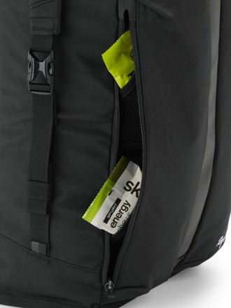 Rapha Backpack 30 L 4